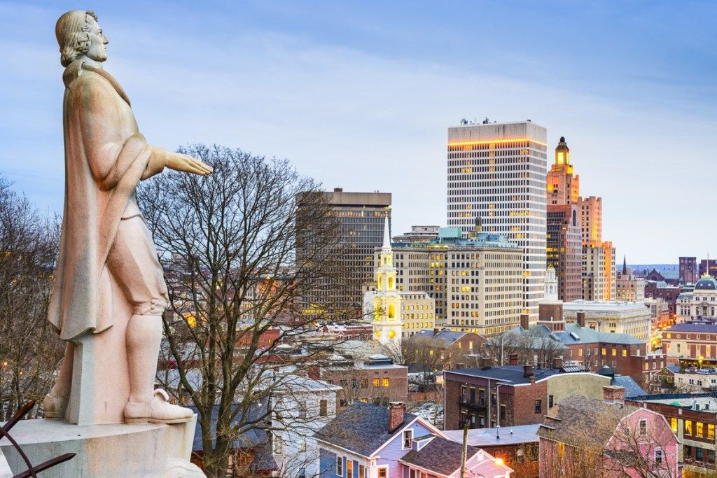 Roger Williamsin patsas Providence Rhode Islandin kuuluisat osavaltion patsaat
