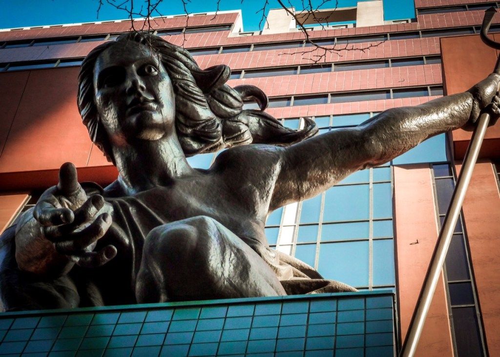 статуята на Портландия в Портланд Орегон