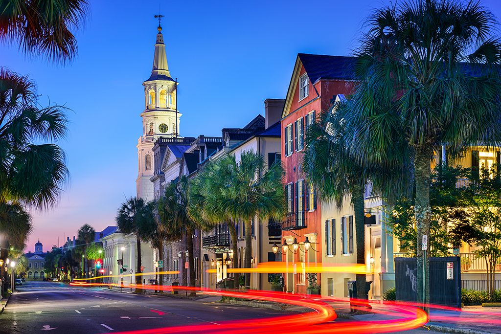 Charleston, najdaljša mesta, najdebelejša mesta, najbolj pijana mesta, najboljše samske scene, najboljša mesta za nakup dvorca, najboljše zaposlitvene možnosti, najboljša pitna voda