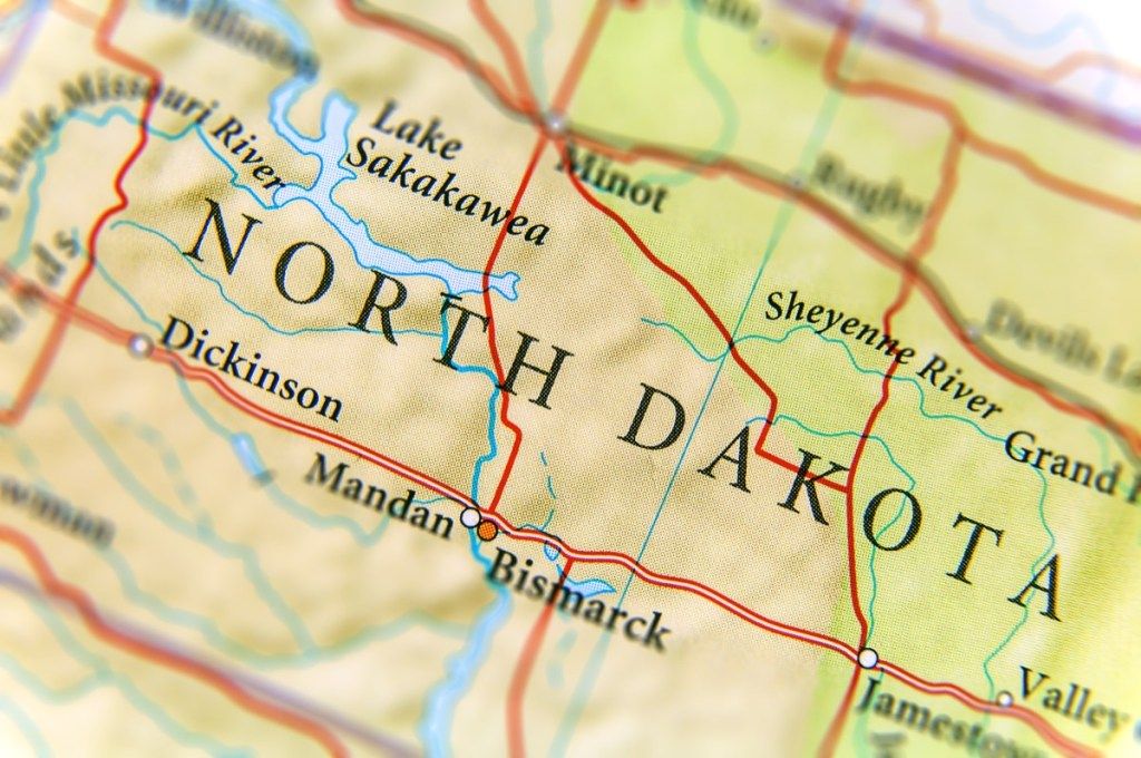 mapa geográfico da Dakota do Norte com maravilhas naturais