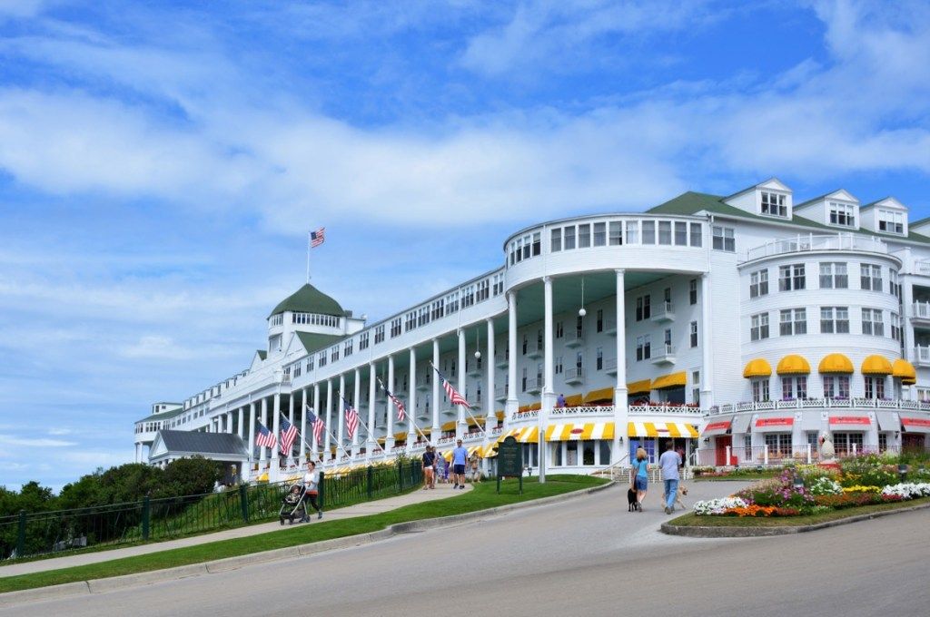 有名なグランドホテルマッキナック、象徴的な州の写真