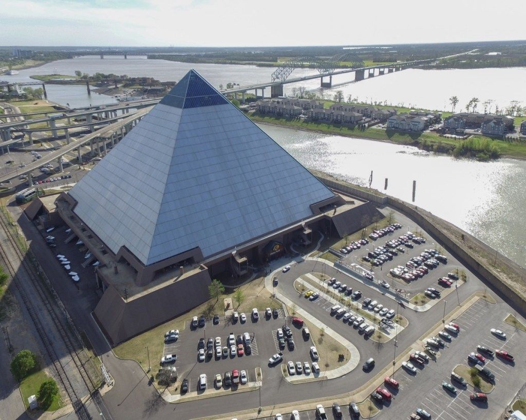 Memphis Pyramide, Tennessee, ikonische Staatsfotos