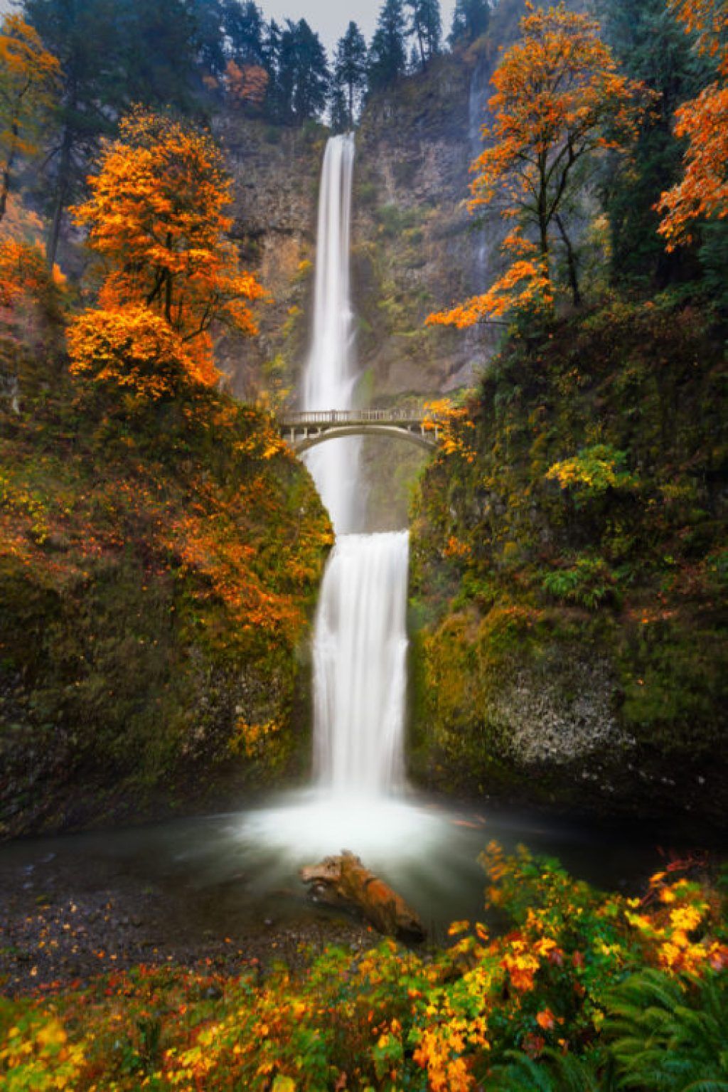 Destinos mágicos de Multnomah Falls Oregon
