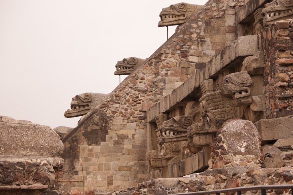 멕시코 시티 테오 티우 아칸의 아즈텍 피라미드