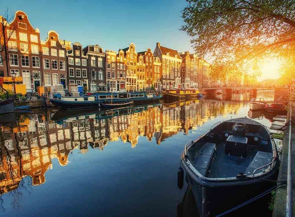 風光明媚なアムステルダムのショット