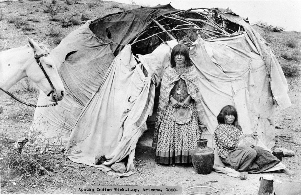 Apache bộ lạc Arizona trong một trại, những tên đường phố phổ biến nhất