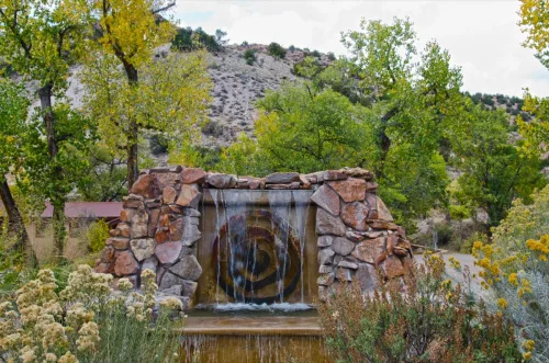   אתר הנופש והספא Ojo Caliente Mineral Springs