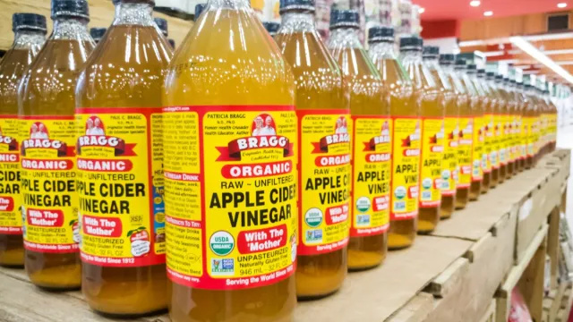 Apple Cider Vinegar Hack kan je helpen 15 pond af te vallen in 12 weken, zegt de wetenschap