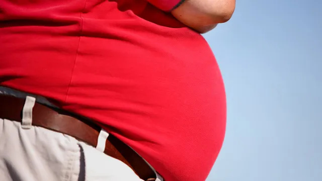 O homem perdeu mais de 90 quilos ao fazer essas 7 mudanças importantes na dieta